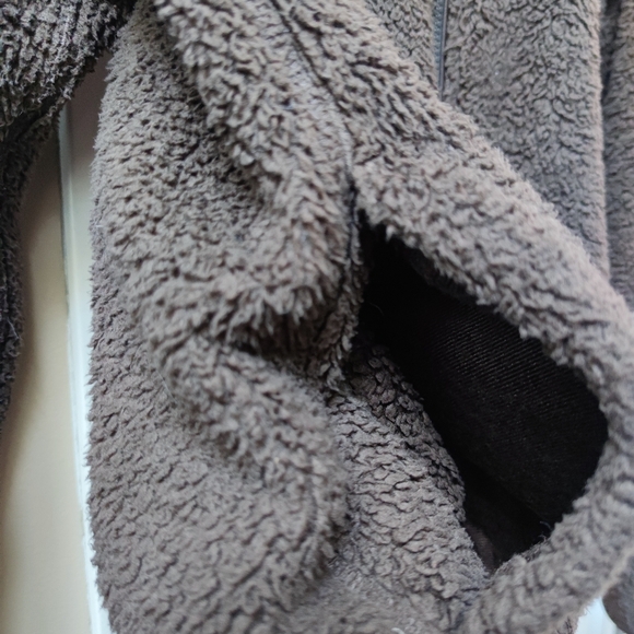 UNIQLO 2019 Fluffy Yarn Fleece Full-zip Jacket Dark Brown L size - Picture 8 of 12